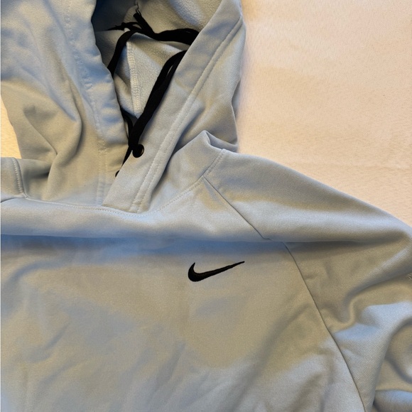 Men’s Nike Hoodie - Picture 2 of 6